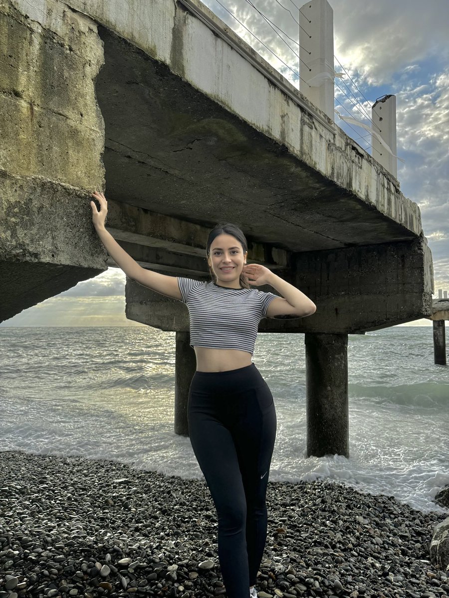 Çimşit Güzel Bakımlı Kadın Bayan Escort Gülce